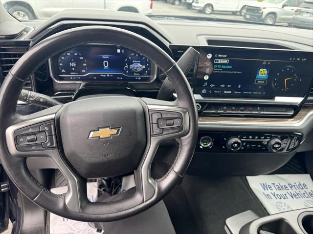 used 2022 Chevrolet Silverado 1500 car, priced at $37,274