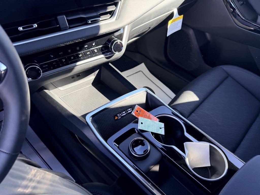 new 2026 Chevrolet Equinox car, priced at $36,320