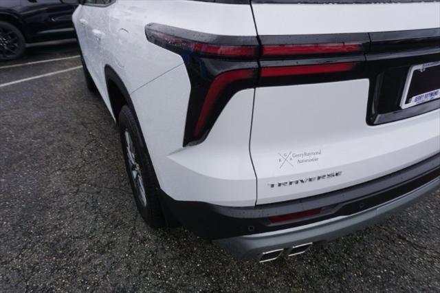 new 2025 Chevrolet Traverse car, priced at $41,599