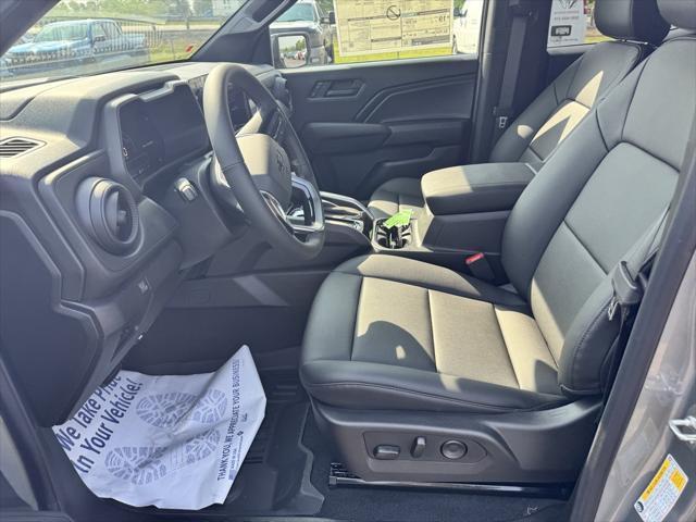 new 2025 Chevrolet Colorado car, priced at $45,996