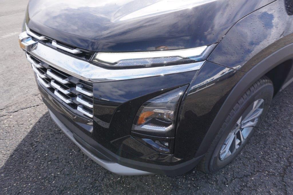 new 2025 Chevrolet Equinox car, priced at $32,150