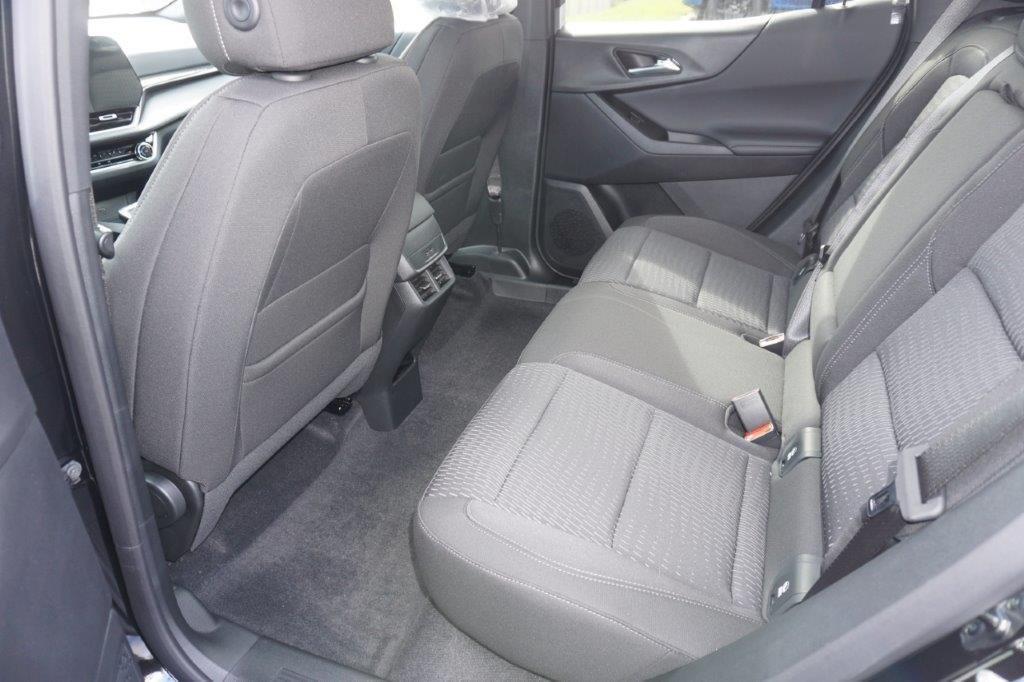 new 2025 Chevrolet Equinox car, priced at $32,150