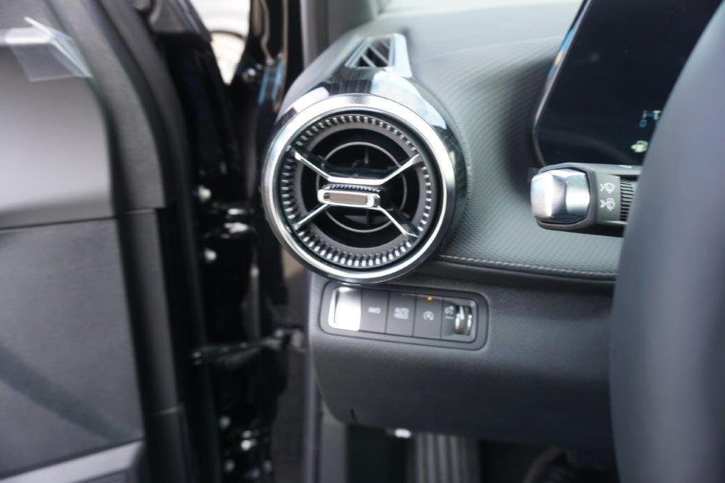 new 2025 Chevrolet Equinox car, priced at $32,150