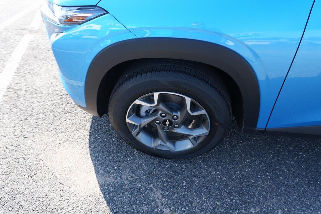 new 2025 Chevrolet Trax car, priced at $24,099