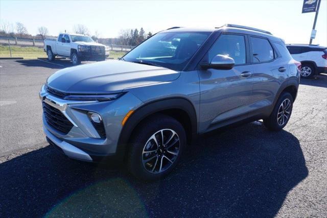 new 2025 Chevrolet TrailBlazer car, priced at $27,403