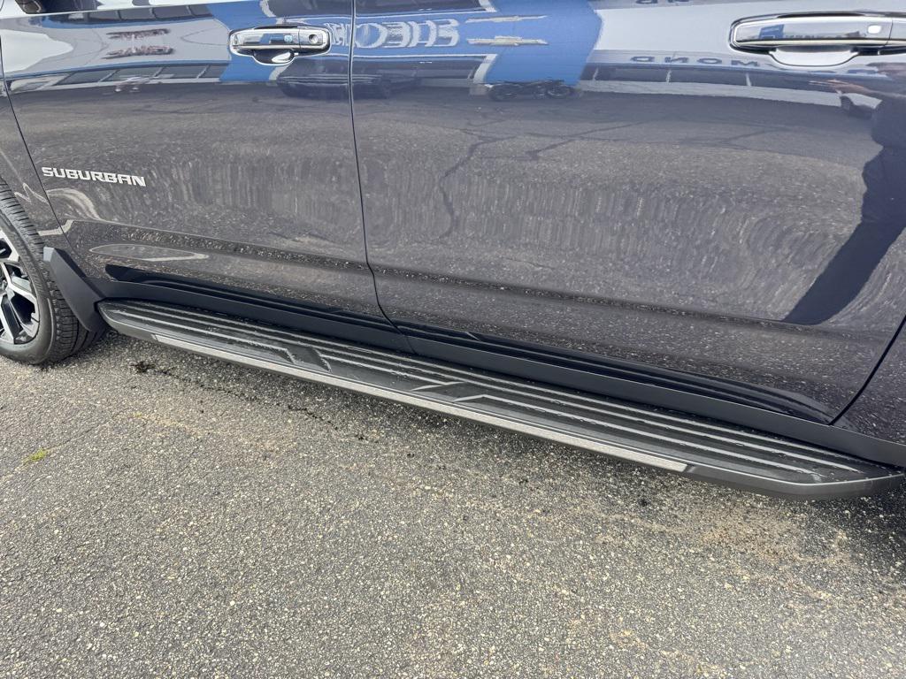 new 2025 Chevrolet Suburban car, priced at $80,746