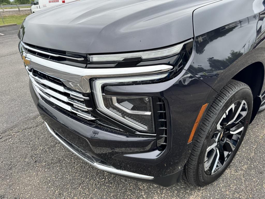 new 2025 Chevrolet Suburban car, priced at $80,746