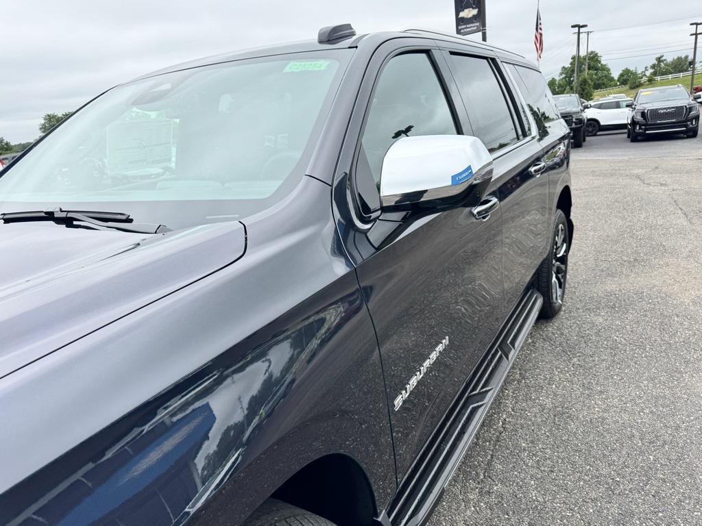 new 2025 Chevrolet Suburban car, priced at $80,746