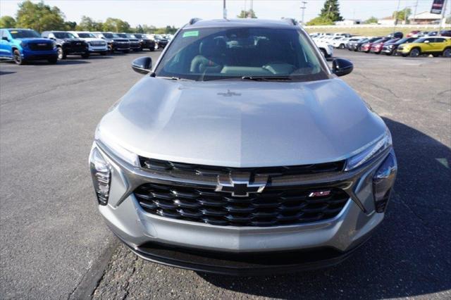 new 2025 Chevrolet Trax car, priced at $25,999