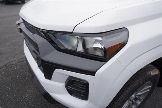 new 2024 Chevrolet Colorado car, priced at $33,420