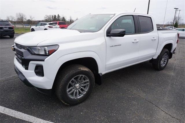 new 2024 Chevrolet Colorado car, priced at $33,420