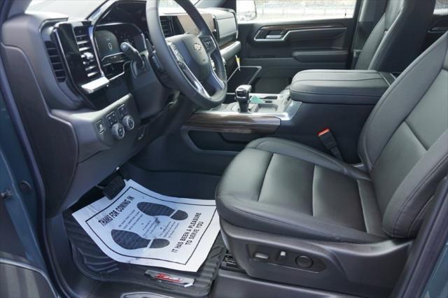 new 2025 Chevrolet Silverado 1500 car, priced at $61,400