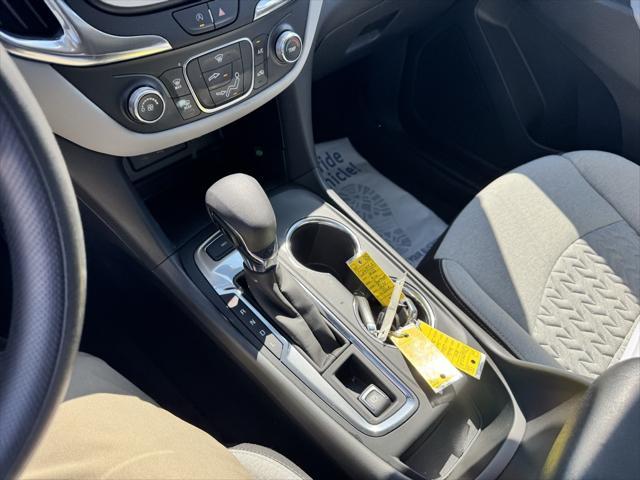 used 2022 Chevrolet Equinox car, priced at $21,698