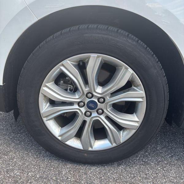 used 2020 Ford Edge car, priced at $24,869