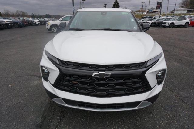 new 2025 Chevrolet Blazer car, priced at $40,397