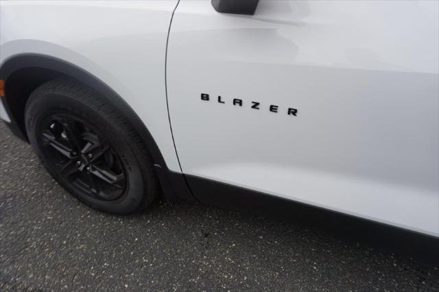 new 2025 Chevrolet Blazer car, priced at $39,894