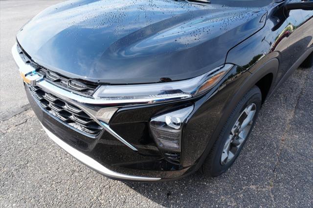 new 2025 Chevrolet Trax car, priced at $24,622