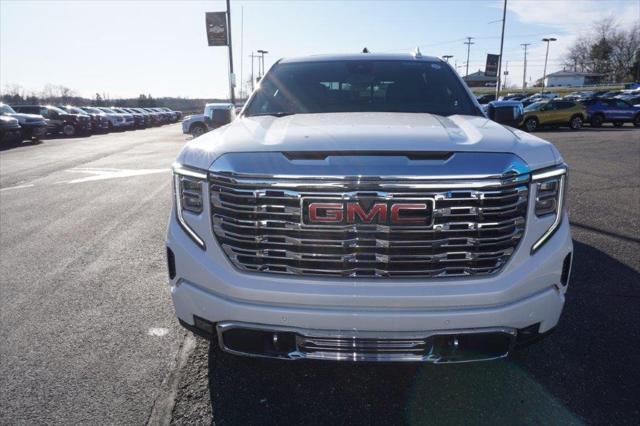 new 2025 GMC Sierra 1500 car, priced at $72,456