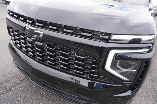 new 2025 Chevrolet Suburban car, priced at $76,667