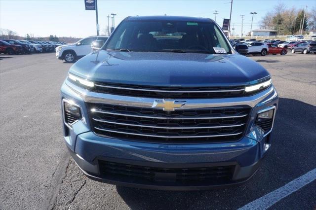 new 2025 Chevrolet Traverse car, priced at $42,845