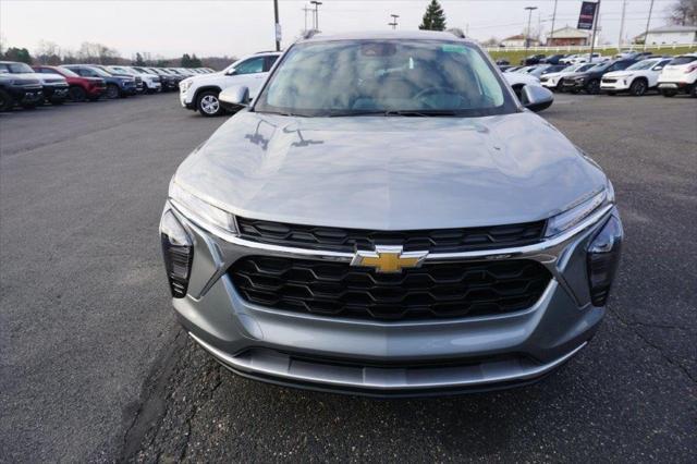 new 2025 Chevrolet Trax car, priced at $24,805