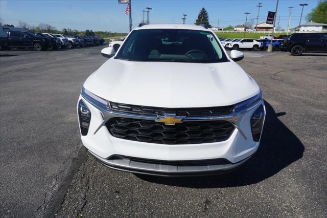 new 2025 Chevrolet Trax car, priced at $25,667
