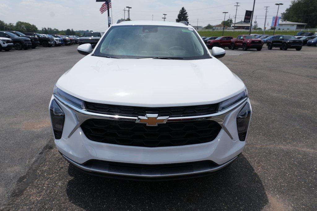 new 2025 Chevrolet Trax car, priced at $25,357
