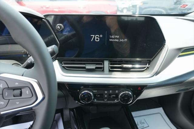 new 2025 Chevrolet Trax car, priced at $25,357