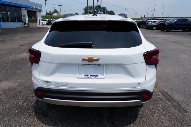 new 2025 Chevrolet Trax car, priced at $25,357