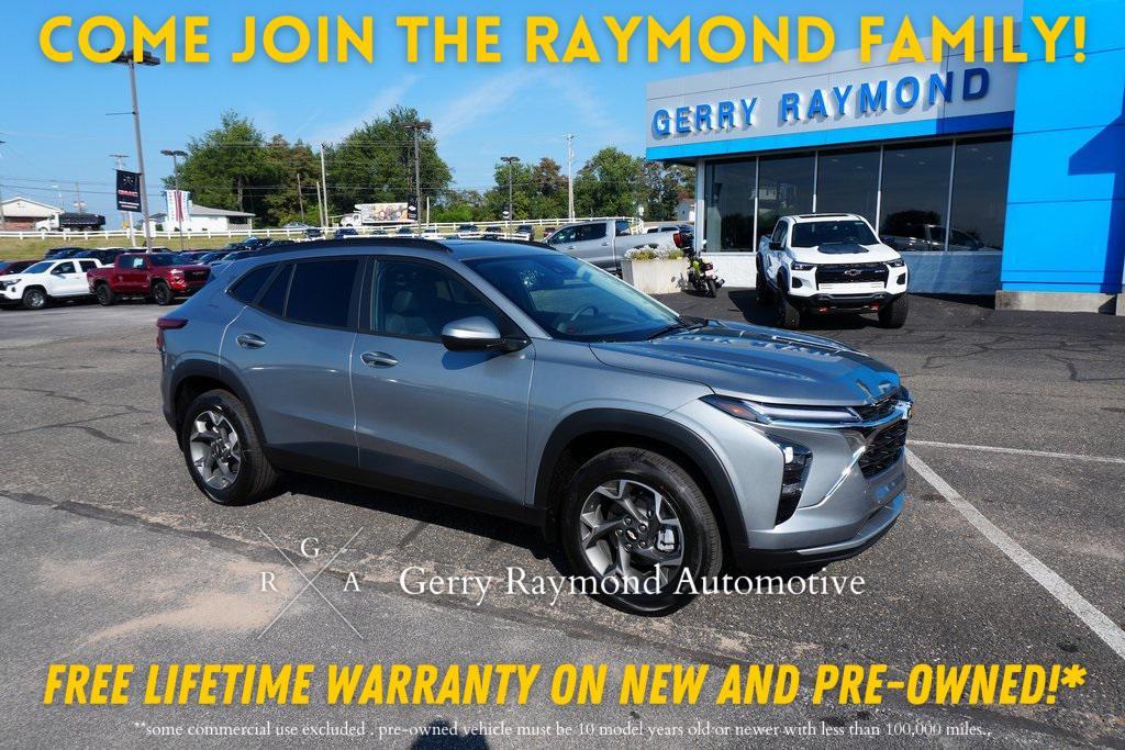 new 2025 Chevrolet Trax car, priced at $24,899