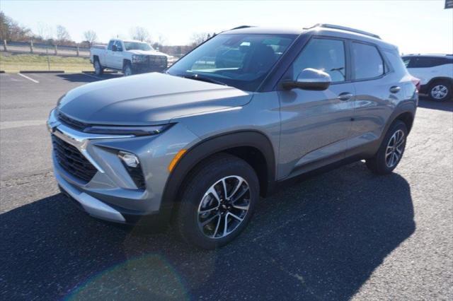 new 2025 Chevrolet TrailBlazer car, priced at $28,304