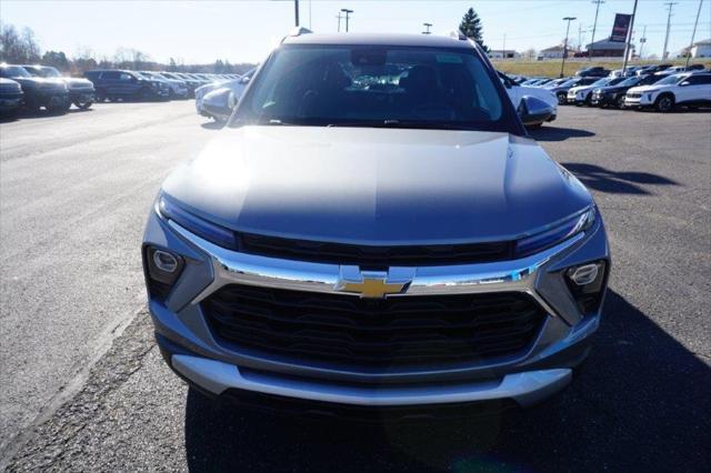 new 2025 Chevrolet TrailBlazer car, priced at $28,304