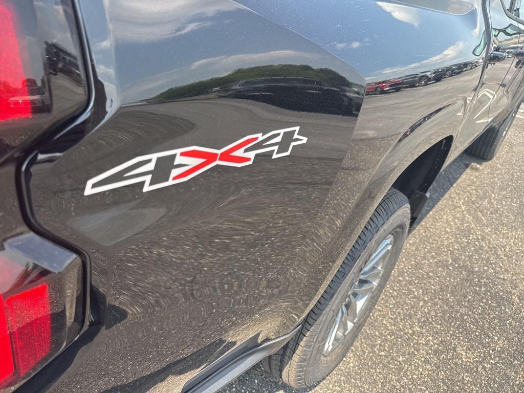 new 2025 Chevrolet Colorado car, priced at $41,983