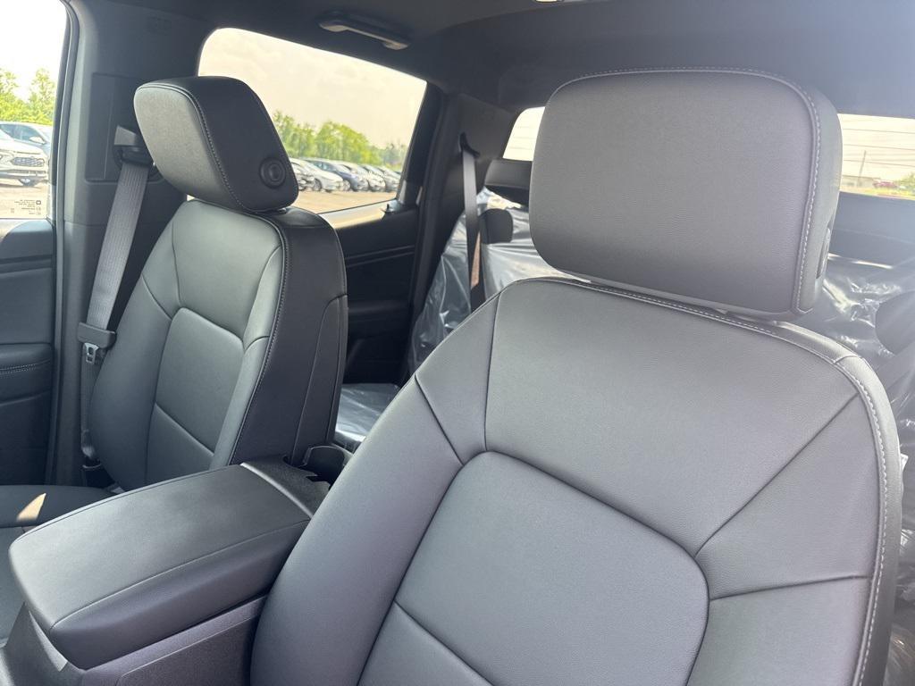 new 2025 Chevrolet Colorado car, priced at $41,983