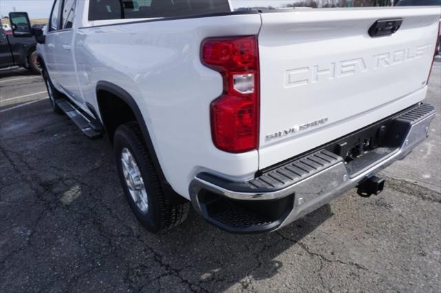 new 2025 Chevrolet Silverado 3500 car, priced at $61,670