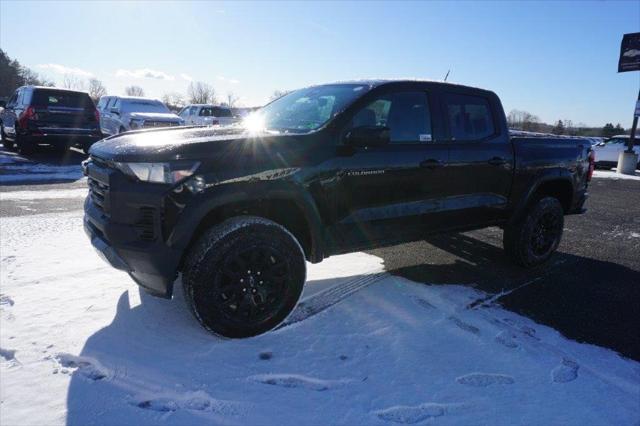 new 2024 Chevrolet Colorado car, priced at $40,925