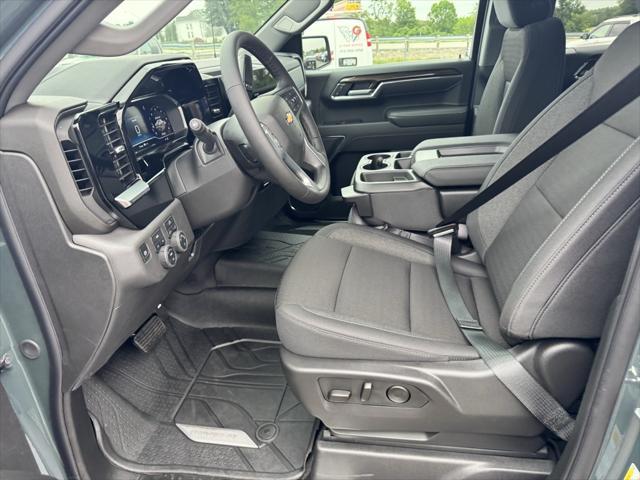 new 2025 Chevrolet Silverado 1500 car, priced at $55,529