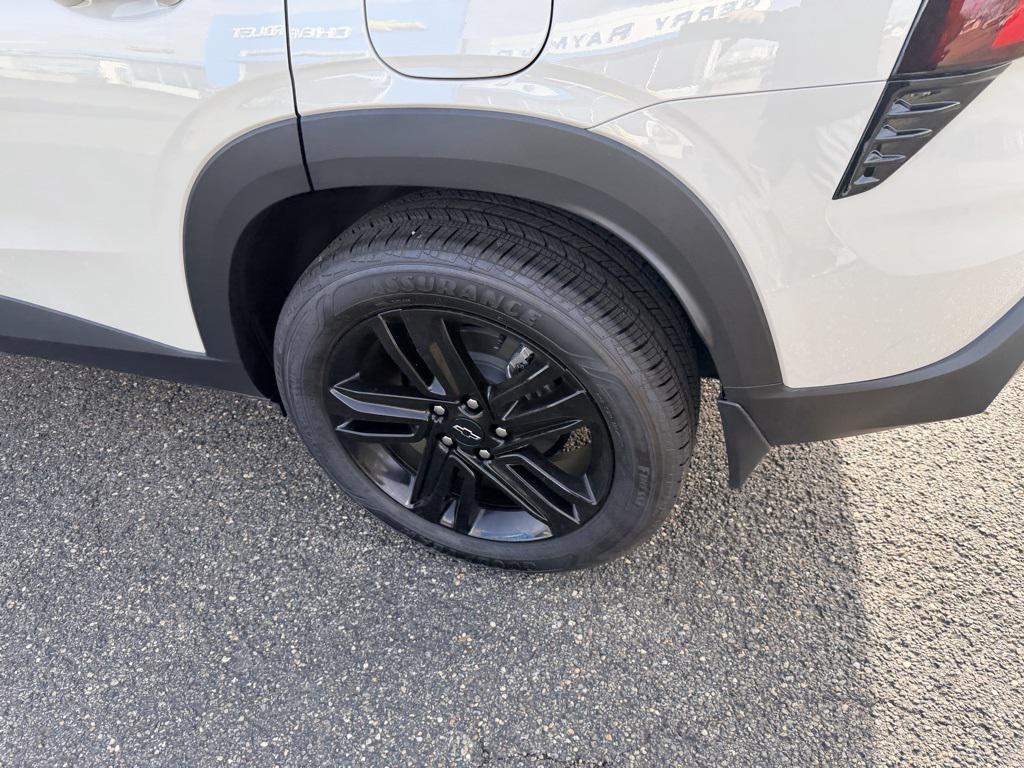 new 2026 Chevrolet Trax car, priced at $27,514
