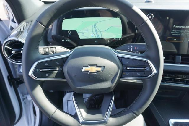 new 2025 Chevrolet Equinox car, priced at $30,305