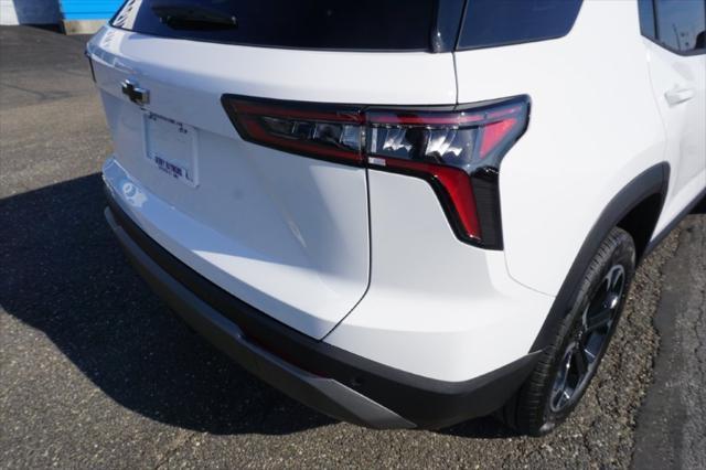 new 2025 Chevrolet Equinox car, priced at $30,305
