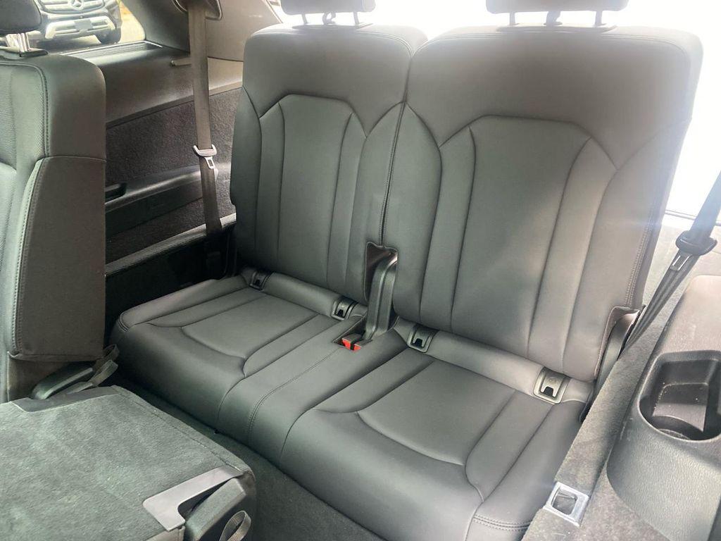 used 2022 Audi Q7 car, priced at $33,677