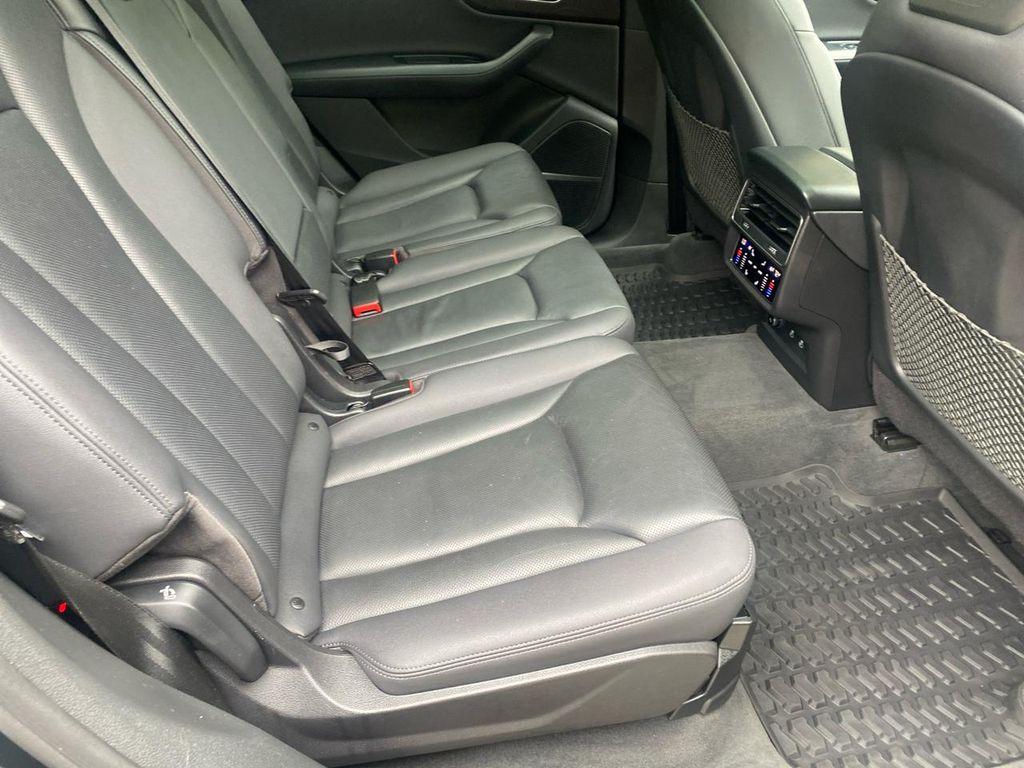 used 2022 Audi Q7 car, priced at $33,677