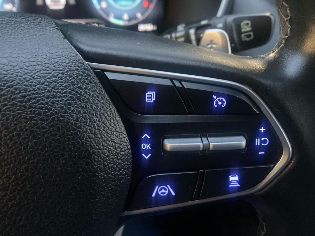 used 2022 Hyundai Santa Fe car, priced at $25,997