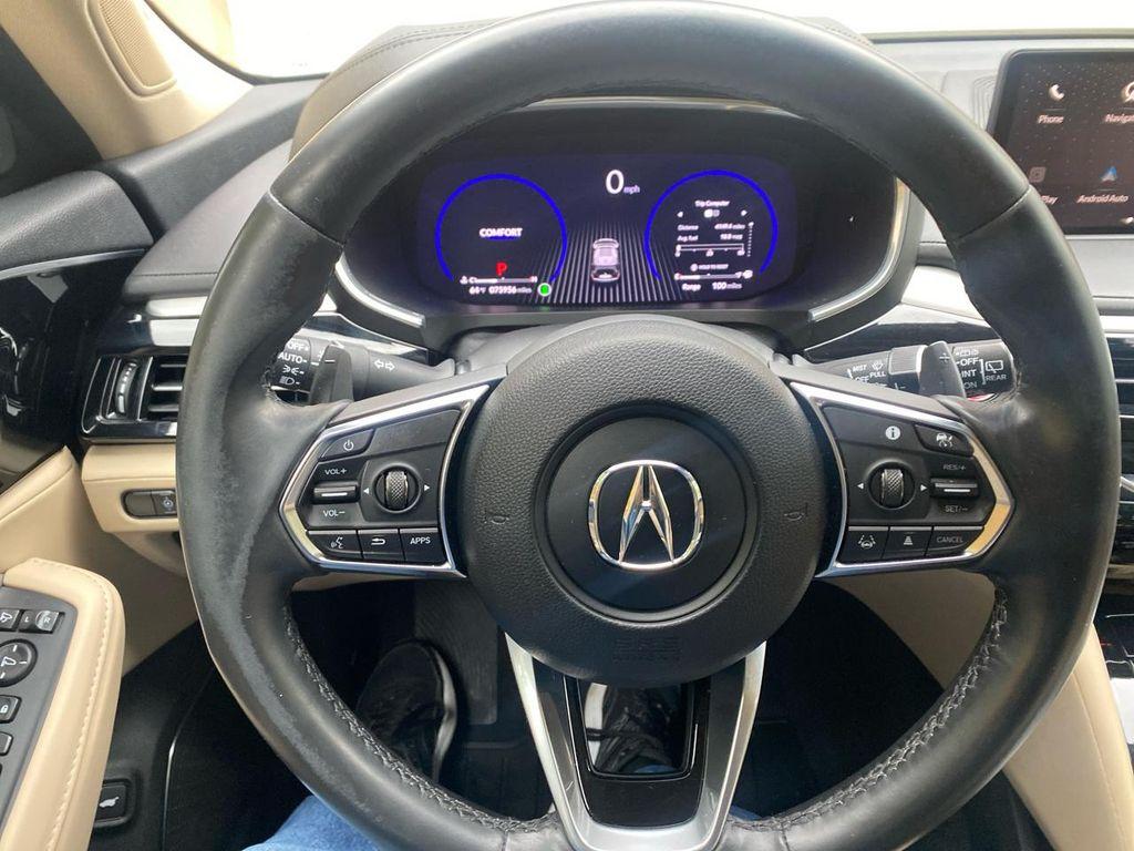 used 2024 Acura MDX car, priced at $36,997