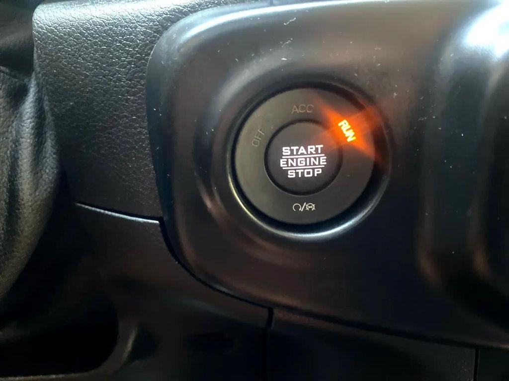 used 2021 Jeep Wrangler Unlimited car, priced at $32,777