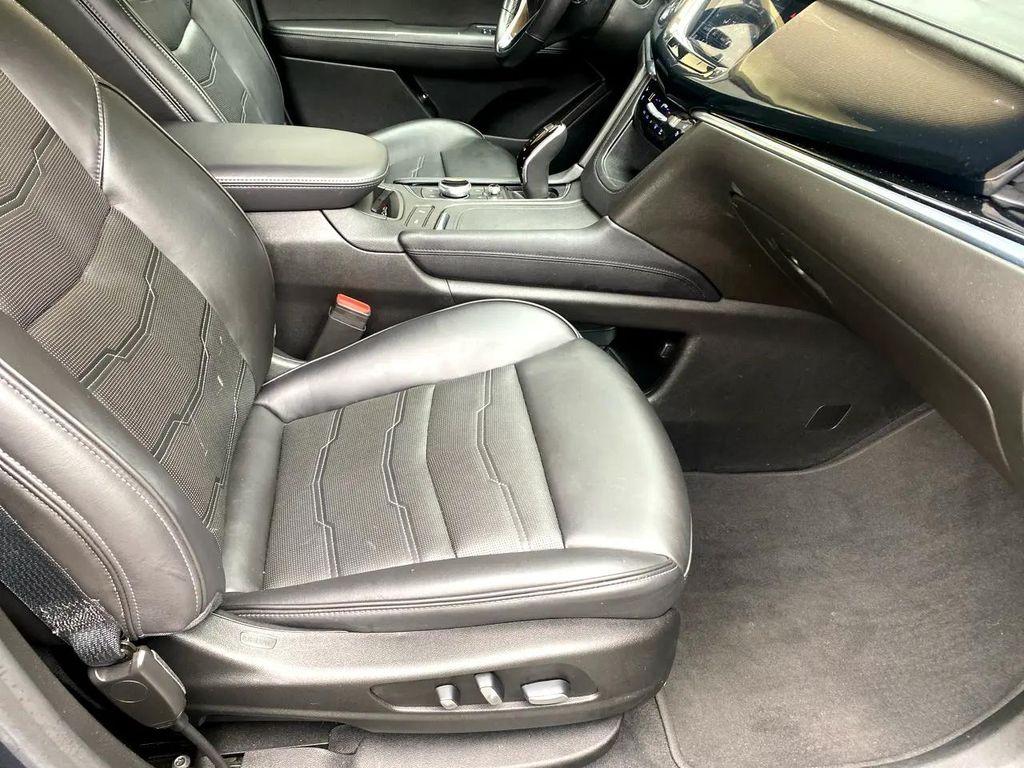 used 2021 Cadillac XT6 car, priced at $35,584