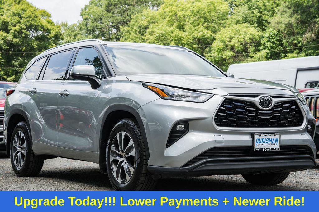 used 2020 Toyota Highlander car, priced at $27,500