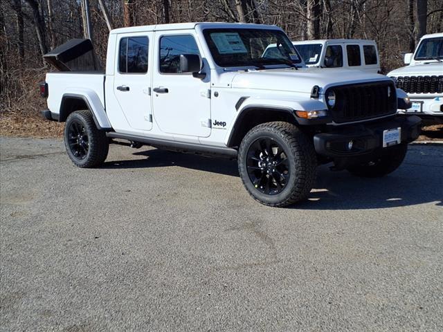 new 2025 Jeep Gladiator car, priced at $43,680