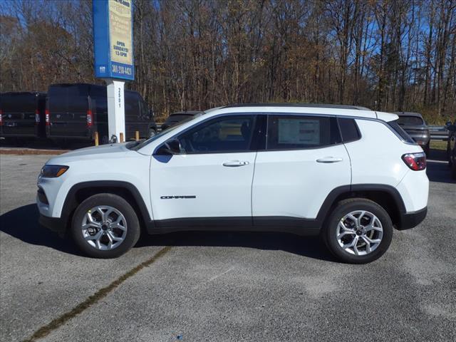 new 2025 Jeep Compass car, priced at $28,829