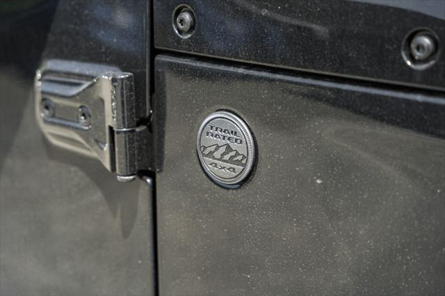 new 2025 Jeep Gladiator car, priced at $42,415